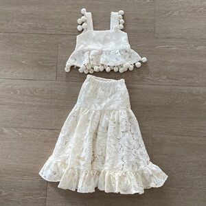 Little Alexis cream laced Pom Pom outfit! Size 2, girls